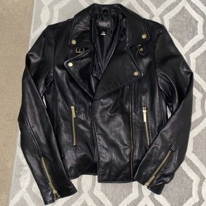 Faux leather jacket 😎🖤